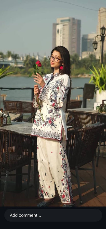 Laxurine Women's Ivory Floral Printed Kurta Pant Co-Ord Set | Premium Ethnic & Indo-Western Wear