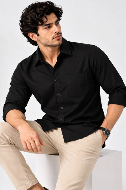 Laxurine Men's Black Solid Casual Shirt